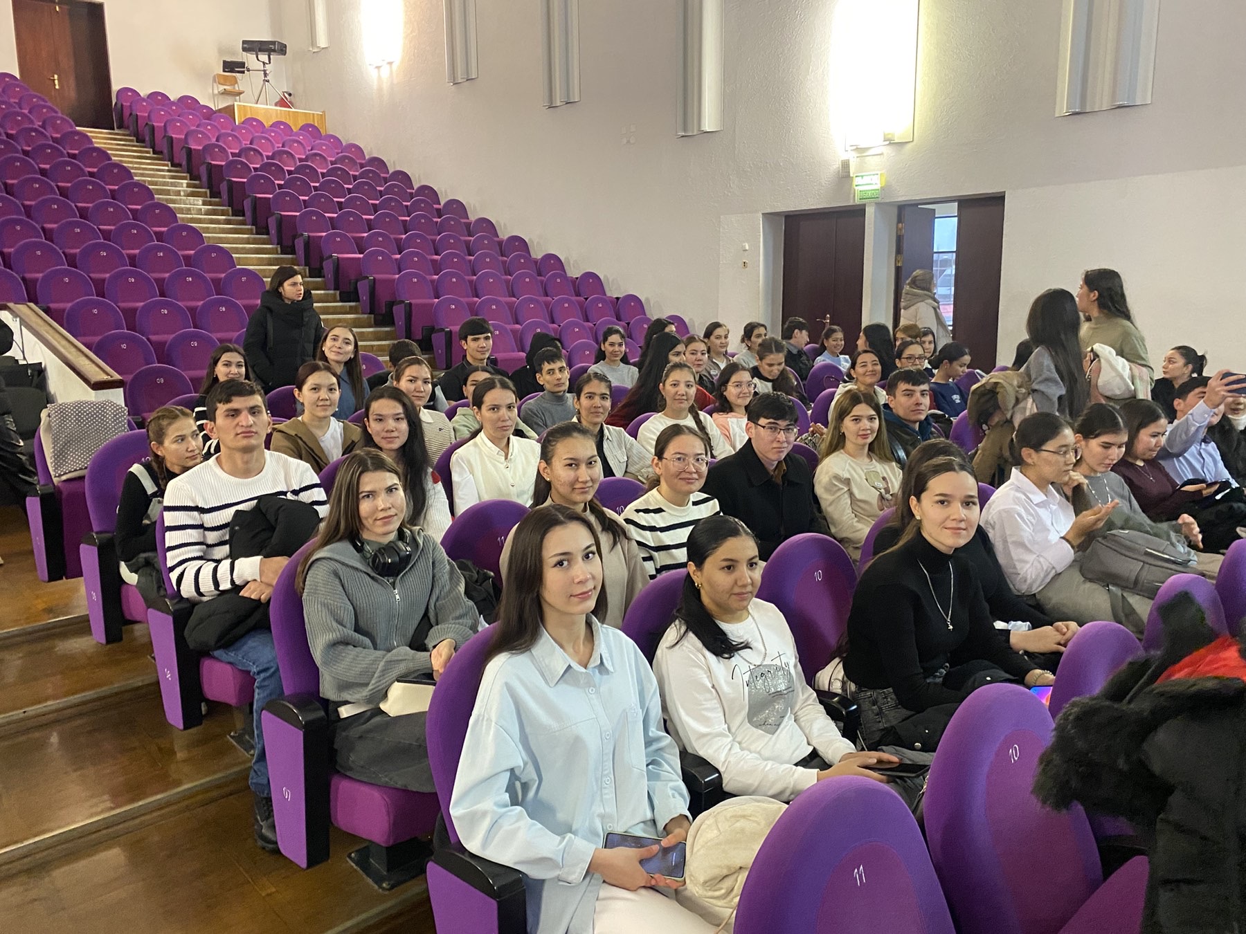 images/galleries/встреча 02 12 25 1/встреча_02_12_25_1-0bd62eeb-f128-468c-b4a1-9e9c828ac6dd.jpeg