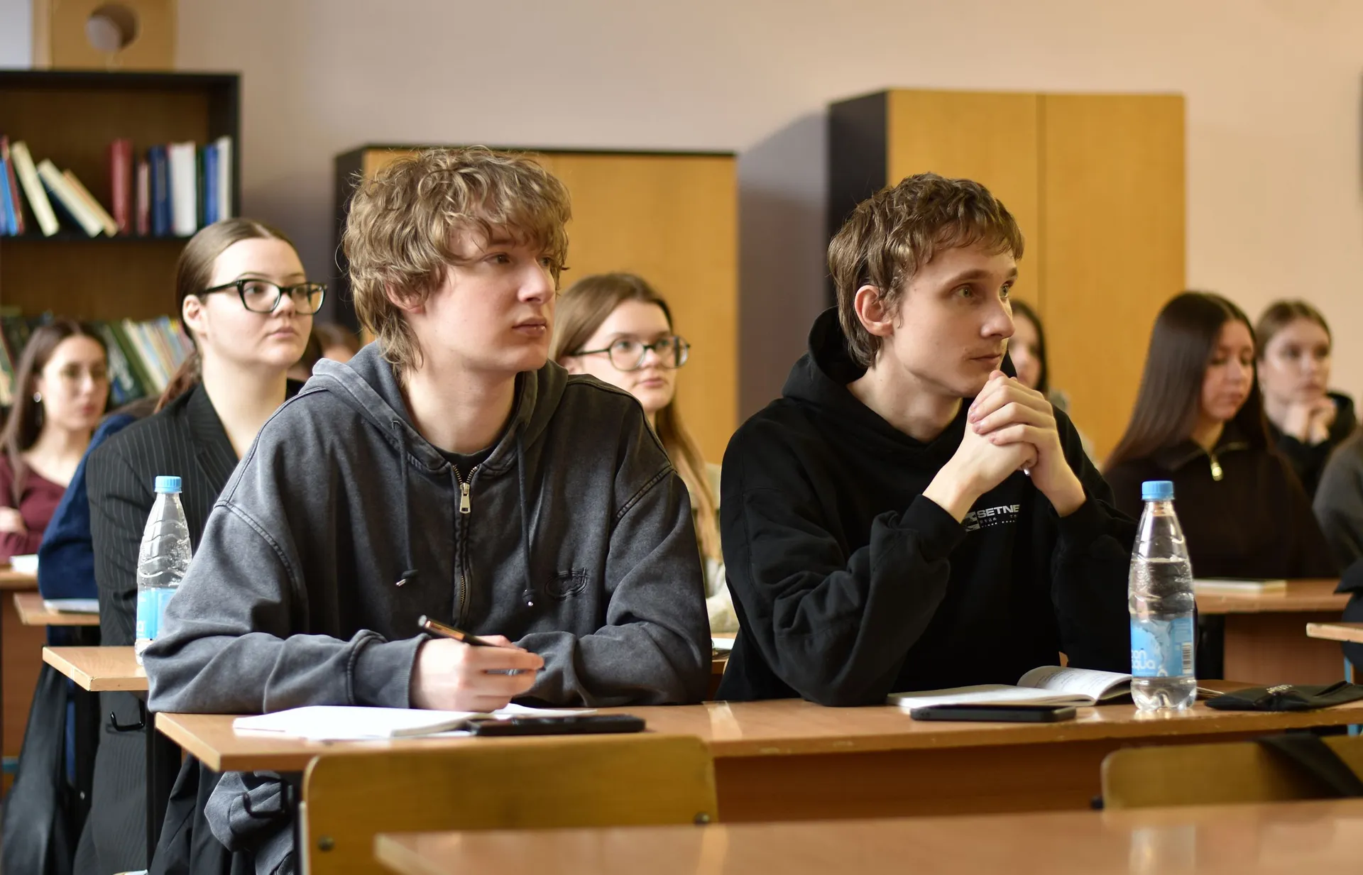 images/galleries/встреча 100426/встреча_100426-ee8e5692-2ea6-400a-87bc-984f0be2d865.webp