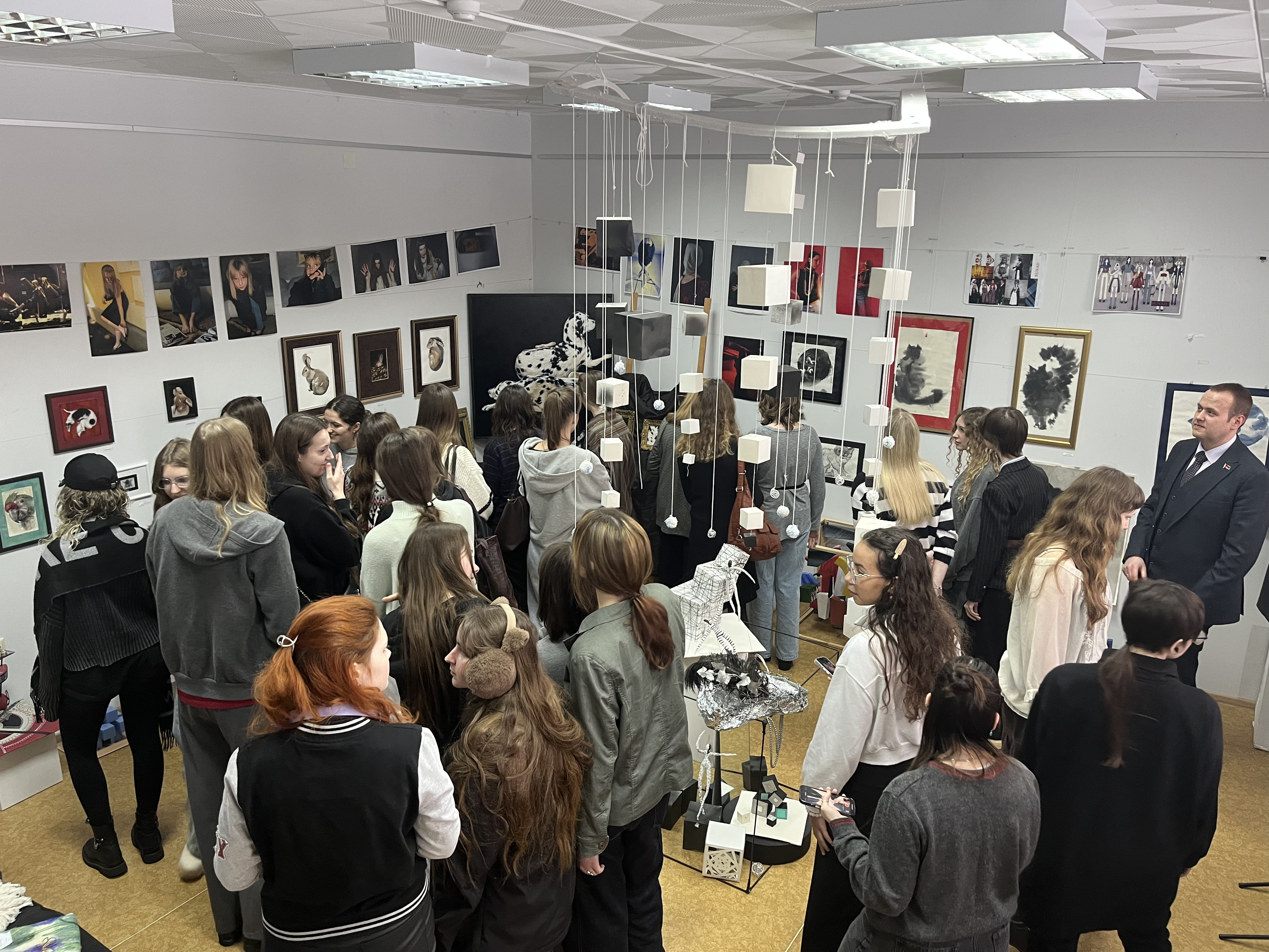 images/galleries/выставка 16 02 26/выставка_16_02_26-2445d0ef-8a4f-4fde-832d-20f4df24a5e0.jpg