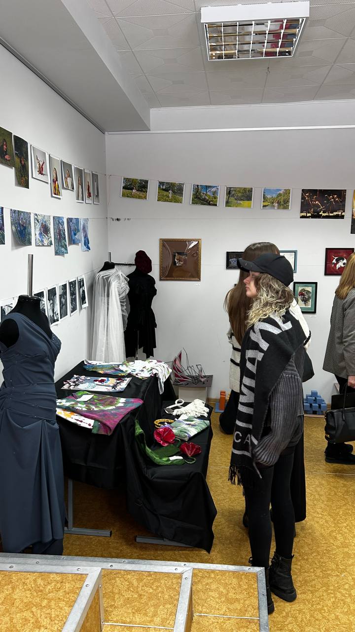 images/galleries/выставка 16 02 26/выставка_16_02_26-94e7c677-e718-4eef-828e-0634cdbee1c2.jpeg