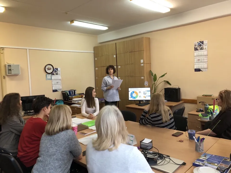 images/galleries/еди 170426/еди_170426-e954f430-474b-4b44-a6e6-416557b688ad.webp