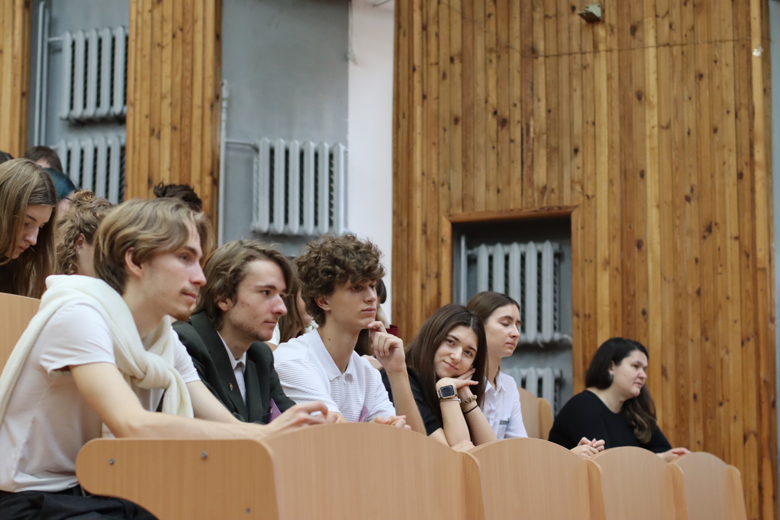 images/galleries/конференция нов 24 10 25/конференция_нов_24_10_25-356d20f4-bcd5-46f0-bc_isFizDB.jpg