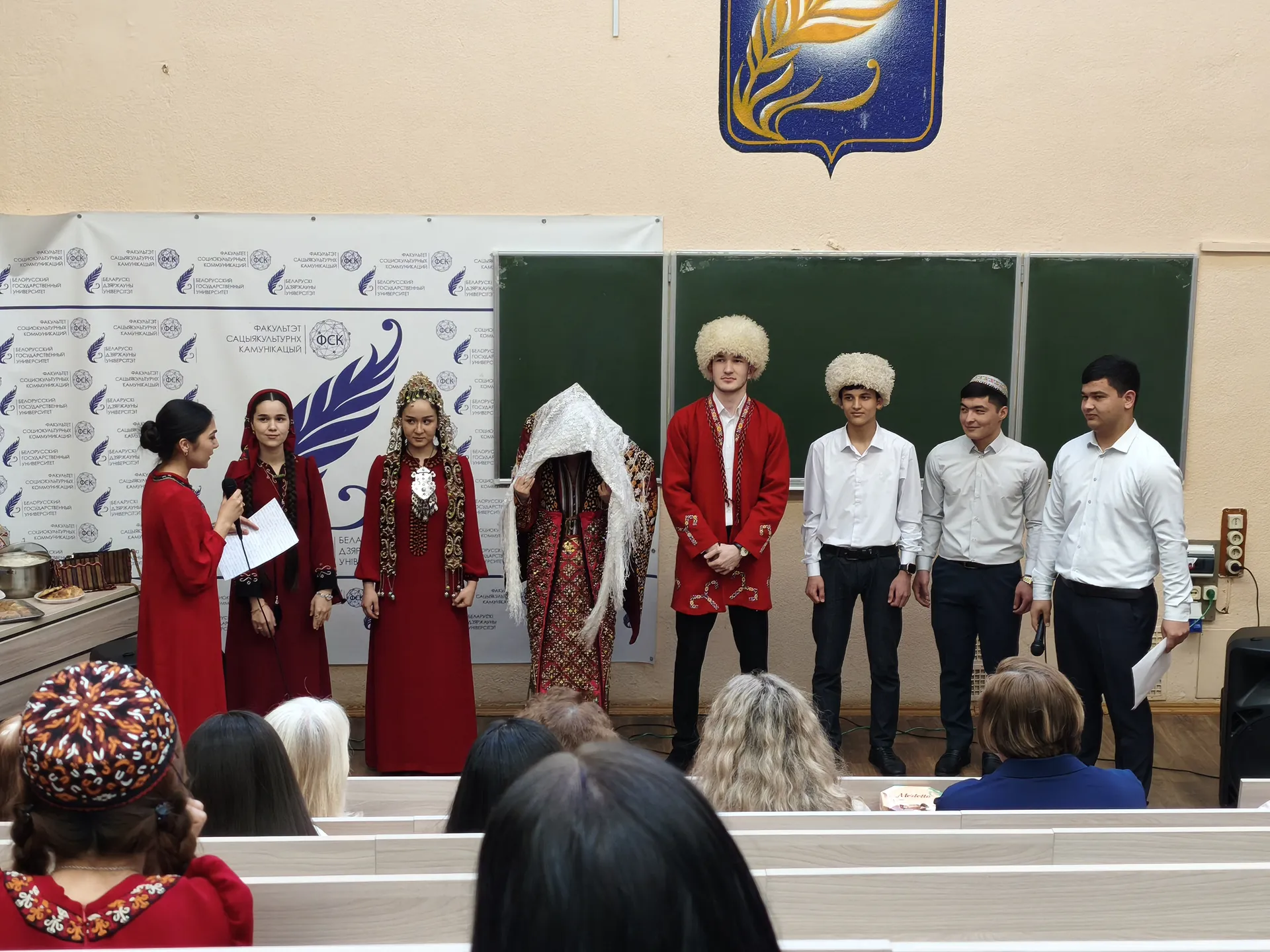 images/galleries/навруз 030426/навруз_030426-ff5bda47-ec37-44a2-9c7e-3079e26cb4dc.webp