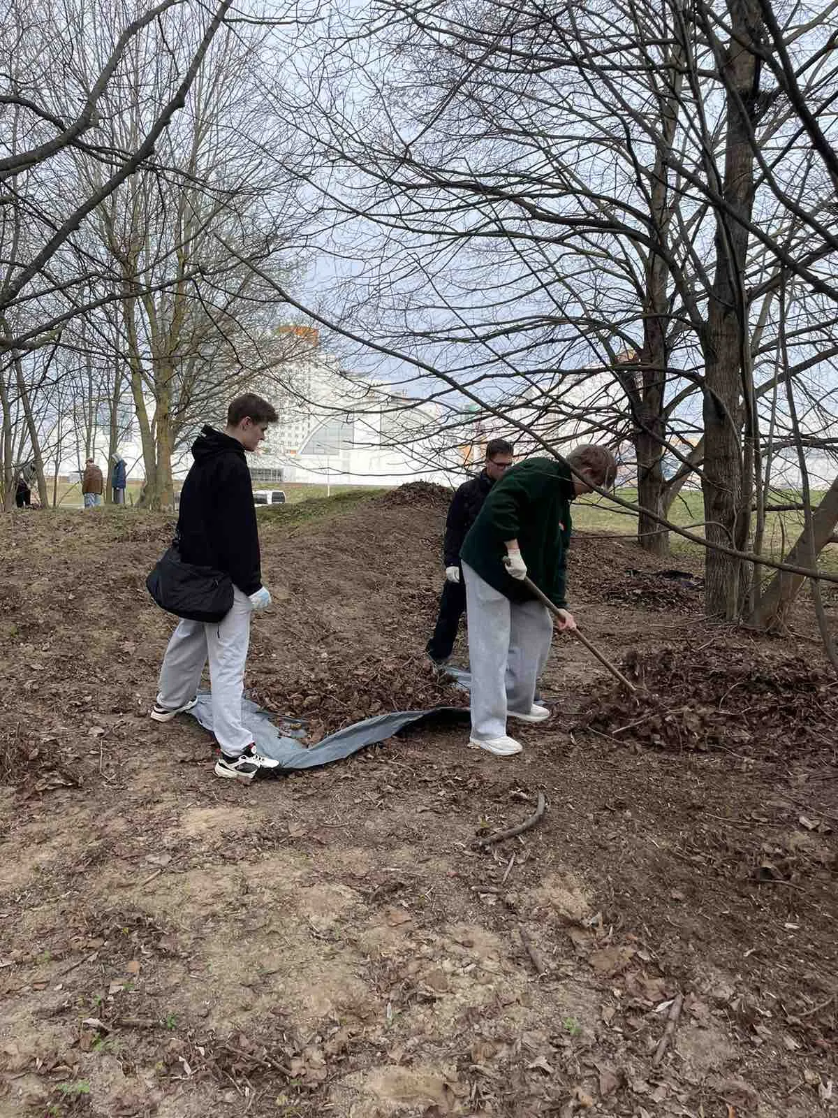 images/galleries/субботнник 030426/субботнник_030426-e174a81b-45cb-47bb-aed6-724bda0262c1.webp