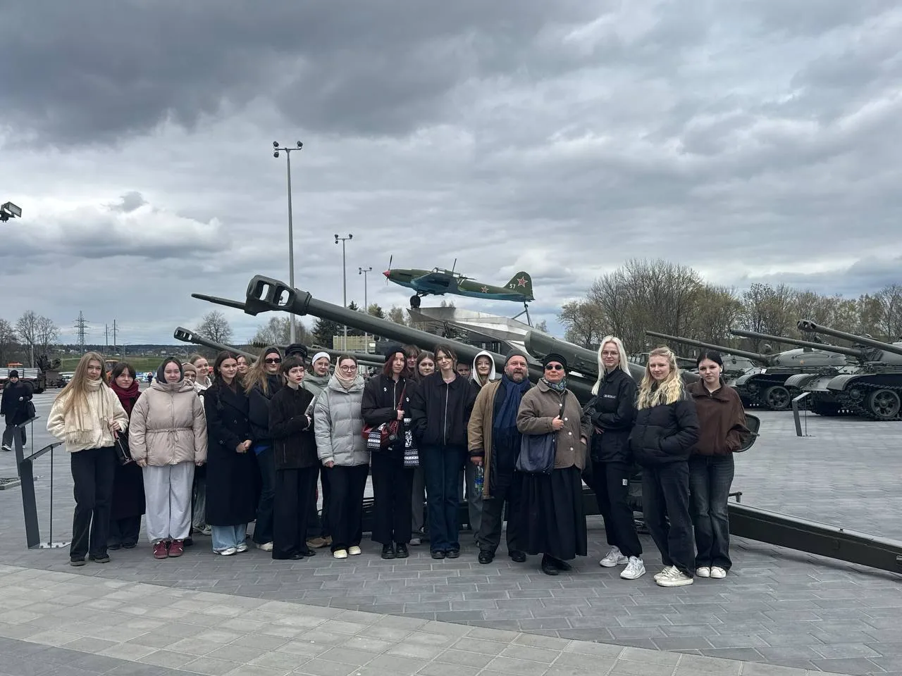 Патриотизм через искусство. 105 памятных дорог